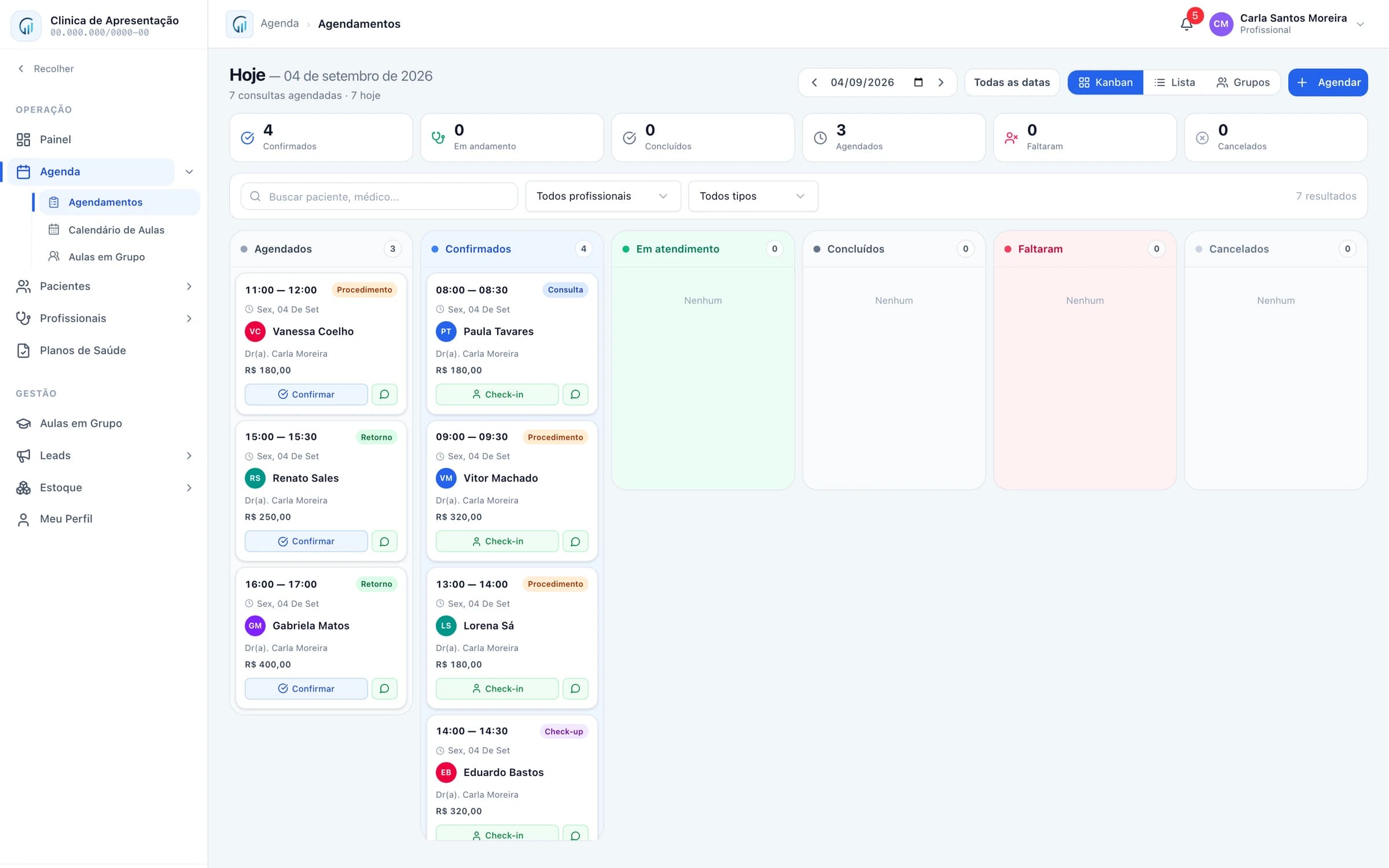 Agenda da NexaNow em kanban, com consultas por status: agendados, confirmados, em atendimento